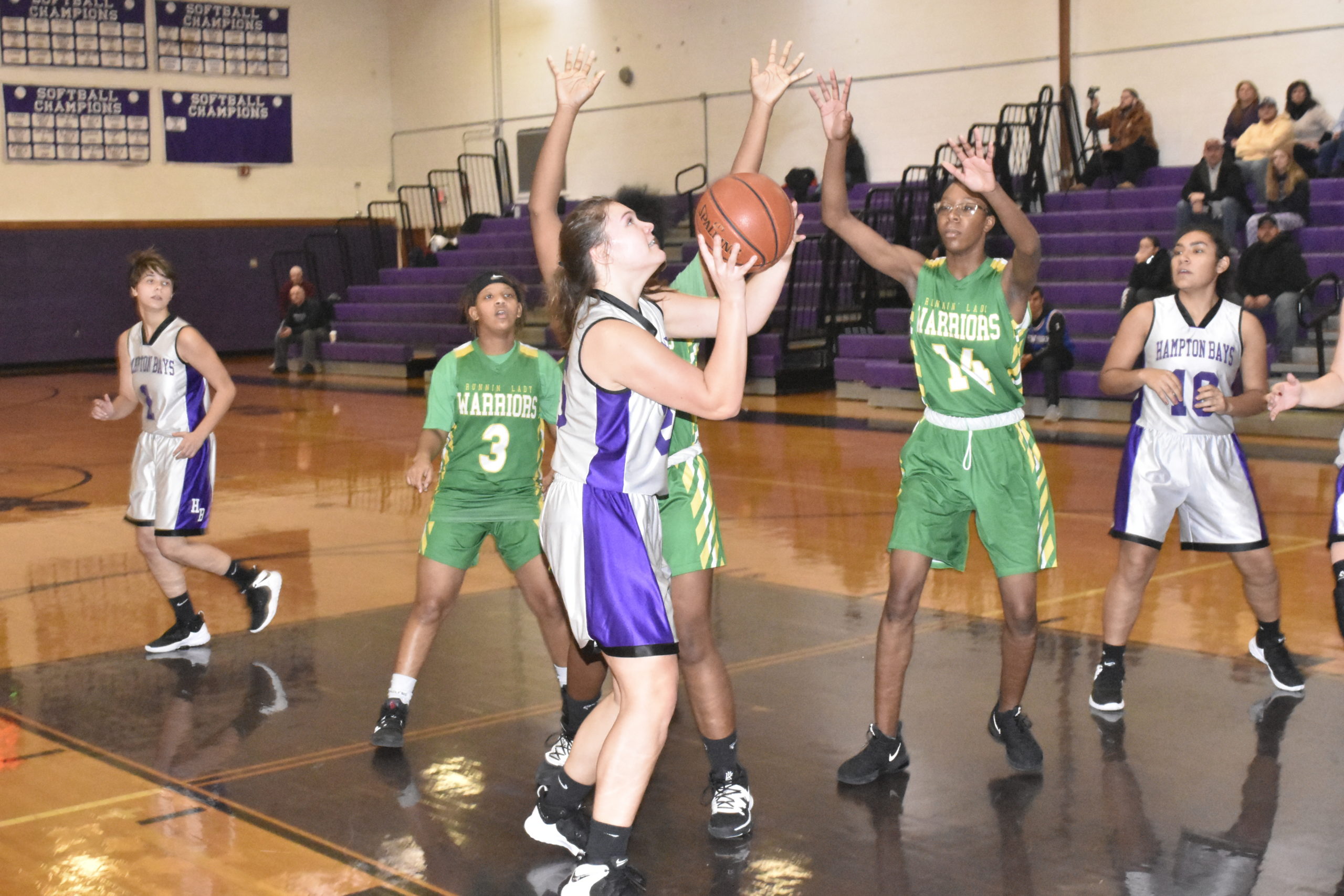 Sophomore Kaitlyn Mounts got continued good looks inside for the Lady Baymen.
