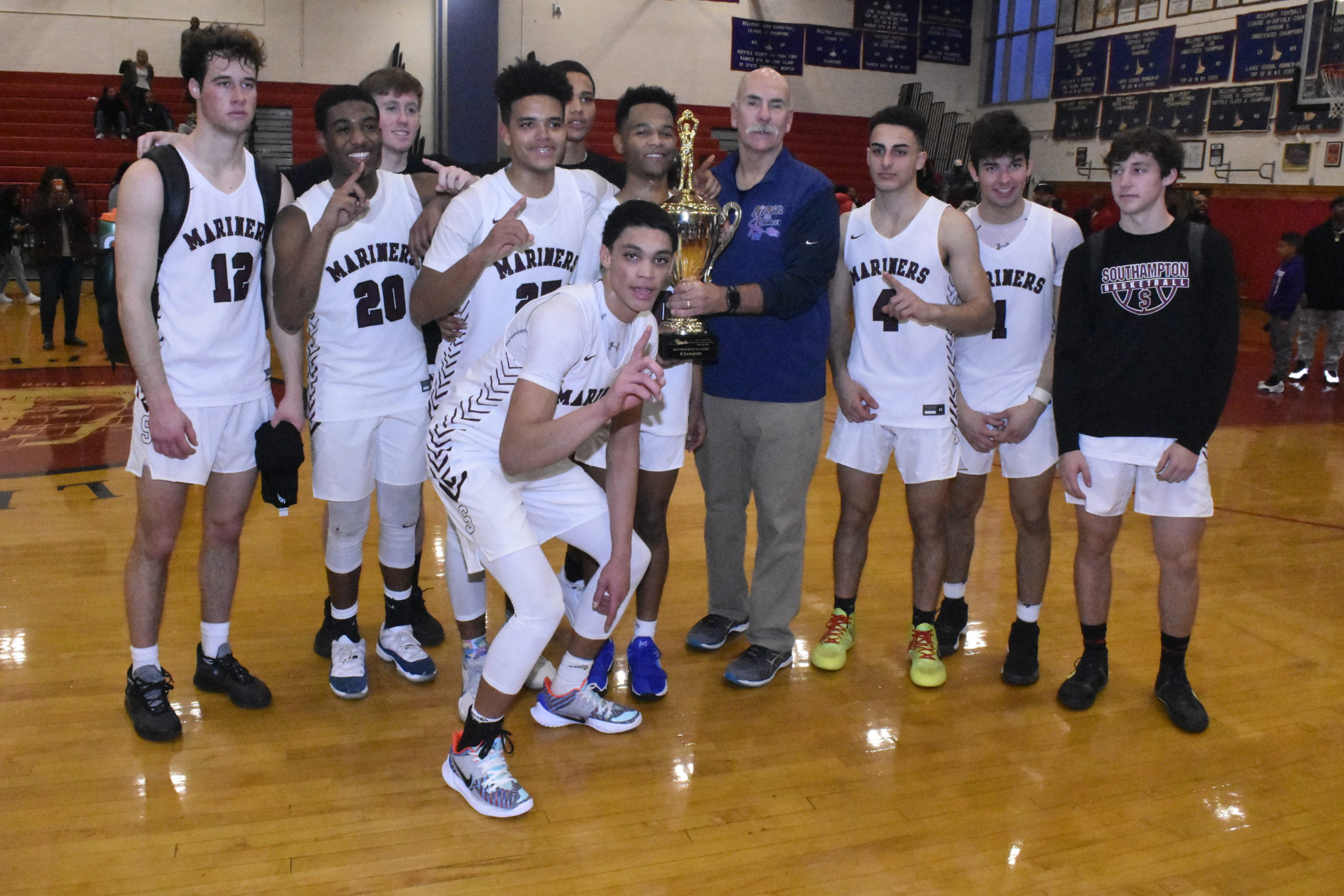 The Mariners defeated Riverhead, 62-58, on Sunday to win the Eastern Long Island Basketball Officials Holiday Classic.