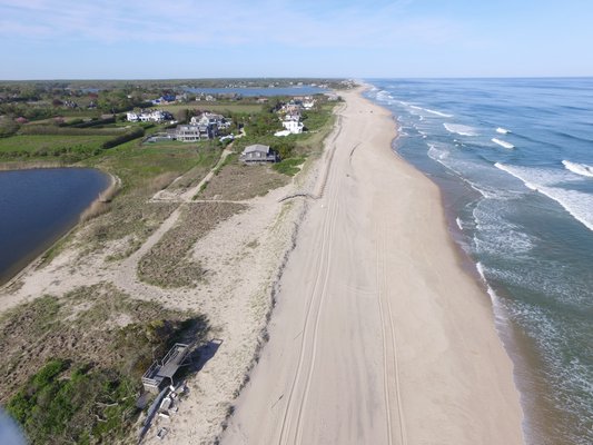 Ronald Lauder has asked East Hampton Town for permission to rebuild a house that was destroyed during Superstorm Sandy on a stretch of dunelands he owns near Beach Lane in Wainscott. The lone remnants of the old house
