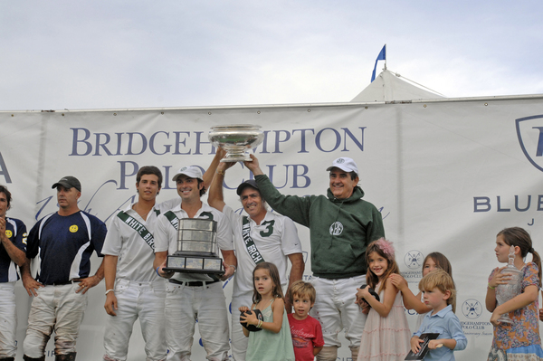 White Birch took the 2001 Waterbury Cup on Saturday with a victory over Heathcoate.