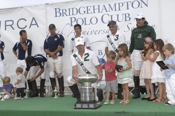 White Birch took the 2001 Waterbury Cup on Saturday with a victory over Heathcoate.