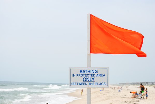 The safest place for swimmers to bathe is in between the flags. AMANDA BERNOCCO