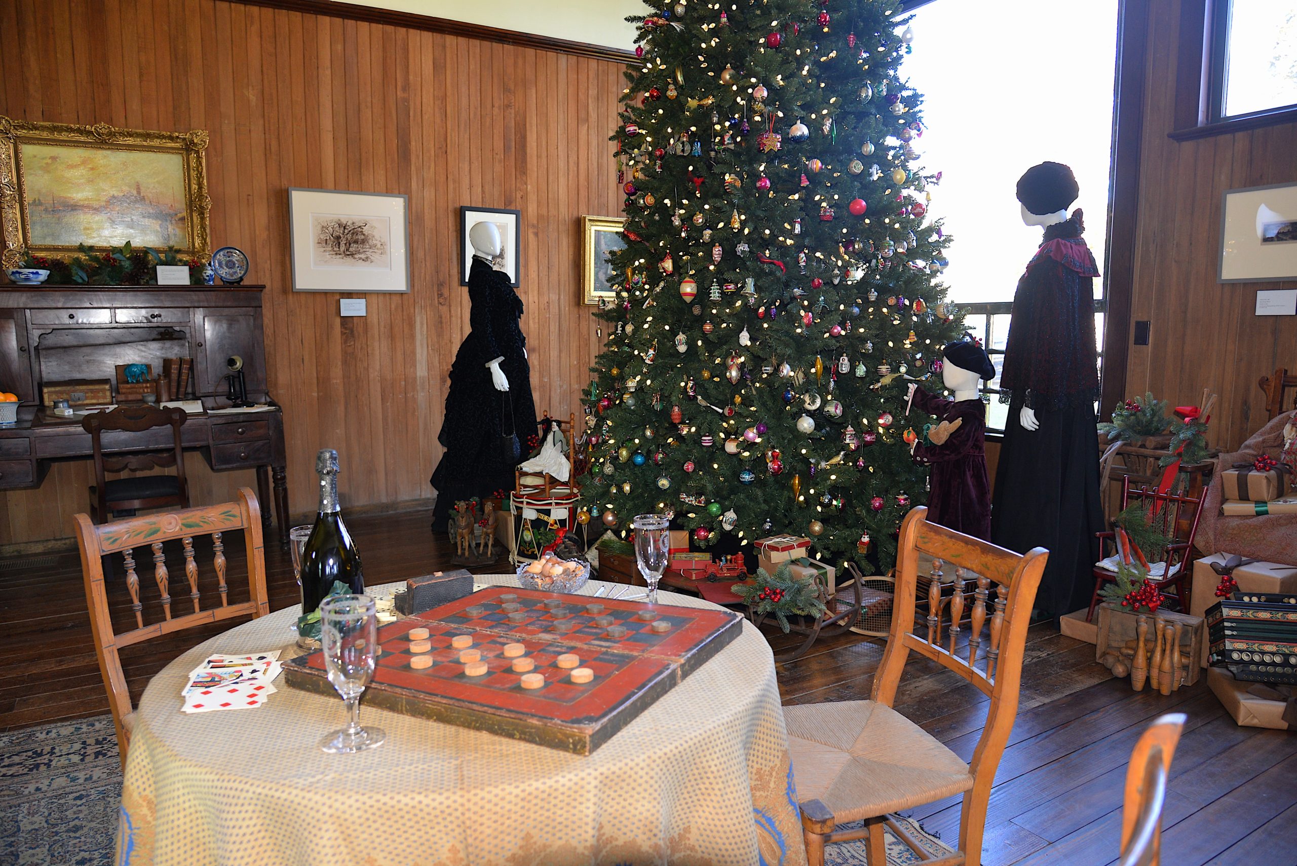 Christmas at the Thomas Moran House. 