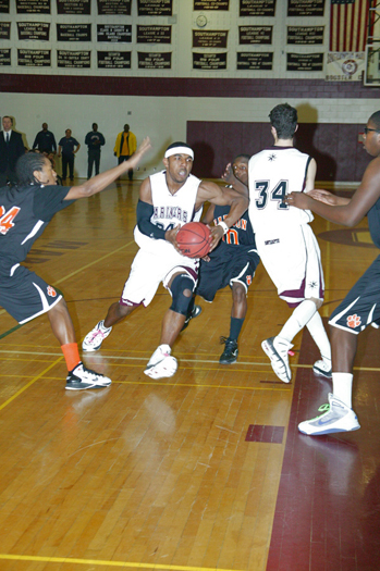 Onajja Browning breaks through the Babylon defense.