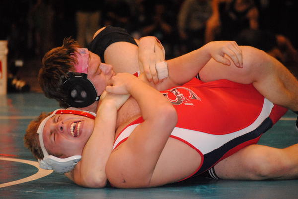 Taylor Harned (215) pinned Nick Galante of Smithtown East in the first round.
