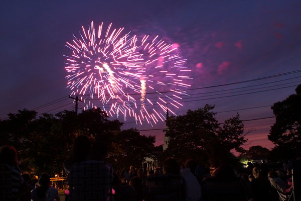 Westhampton Beach crowds celebrated the Fourth of July Sunday night by watching a fireworks show sponsored by the Westhampton Country Club. BY NEIL SALVAGGIO