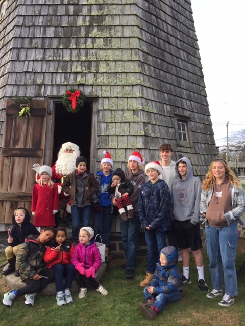 The Water Mill Community Club hosted its annual Christmas on the Green on Sunday, which included a visit from Santa. 