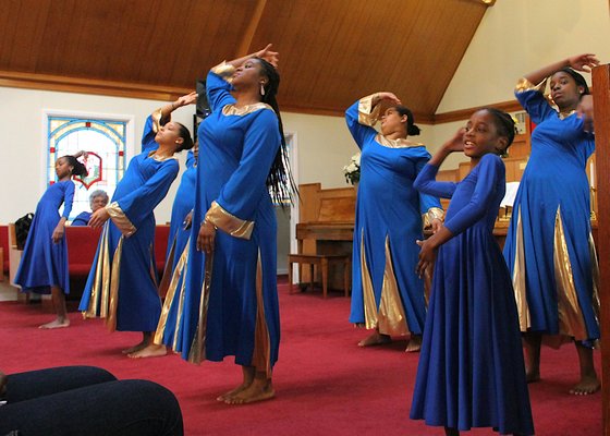 The Calvary Baptist Youth Choir performs.