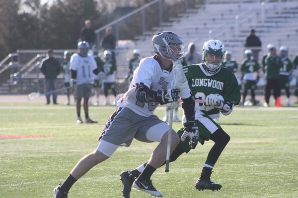 Cortland Heneveld heads to goal. CAILIN RILEY