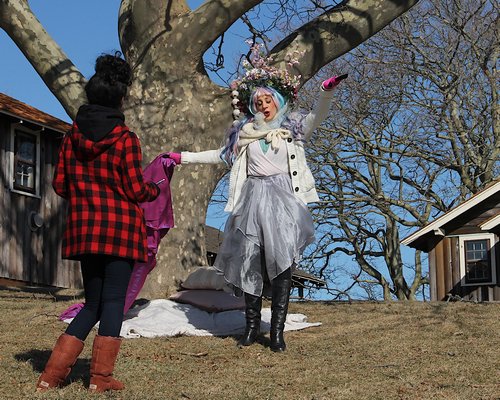 Neo-Political Cowgirls Hold Winter Performance Art Event In Montauk  Saturday - 27 East
