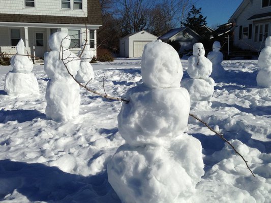 Army Of Snowmen Invades Sonoma's Cornerstone: PHOTOS