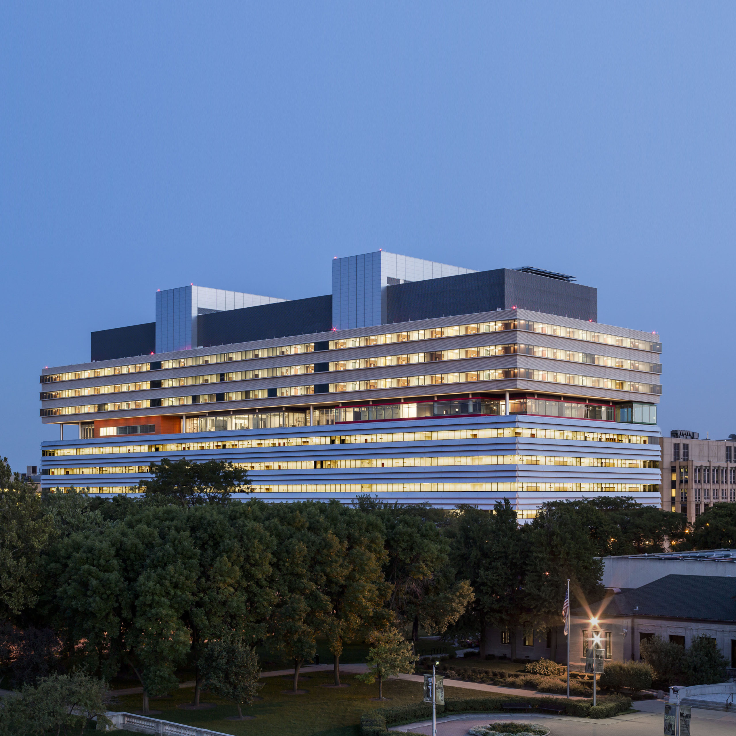 University of Chicago Medicine, Center for Care and Discovery. 
©Tom Rossiter, Courtesy Rafael Viñoly Architects
