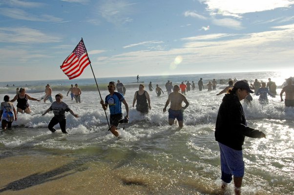 Hundreds took the plunge for Human Resurces on Saturday morning.