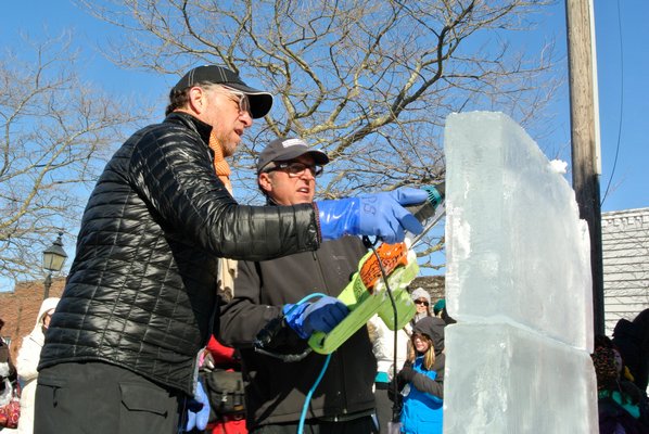 Ice carving at HarborFrost 2015.