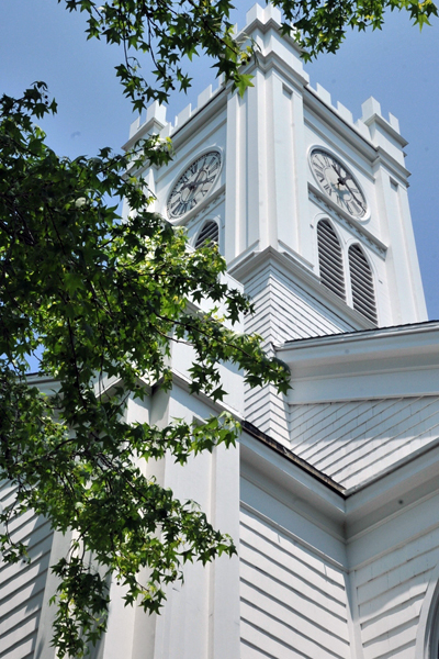 A meeting will be held regarding the Presbyterian Church clock tower on Wednesday evening. PHOTO BY REMY MCFADDEN