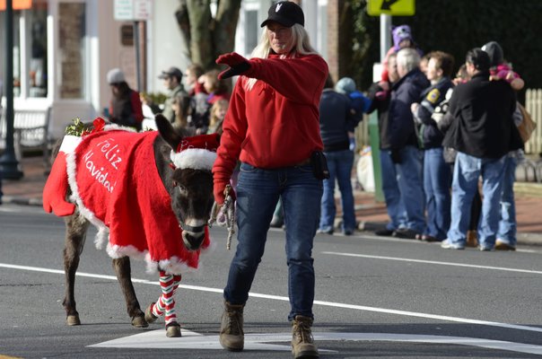 The East Hampton Santa Parade on march. SHAYE WEAVER