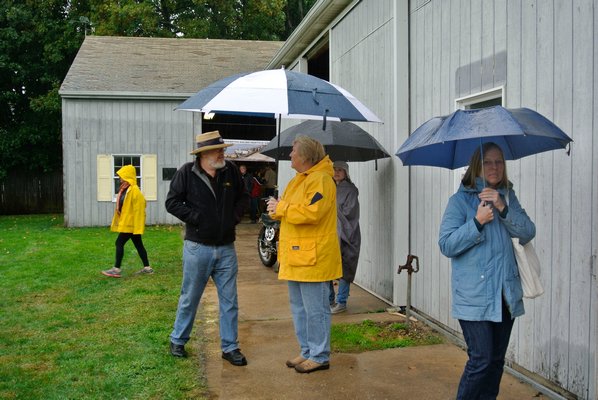 Rain did not deter spectators at the rally.