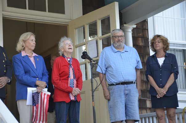  Myron Holtz and Elaine Szczepanik participated in a memorial dedicated to those who died on 9/11. GREG WEHNER