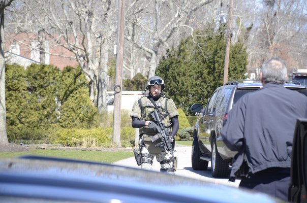  Southampton Town Police surrounded a house on Pinewood Lane