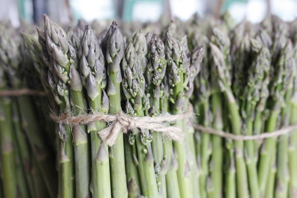 Freshly harvested asparagus at Densieski Farms in East Quogue. VALERIE GORDON 