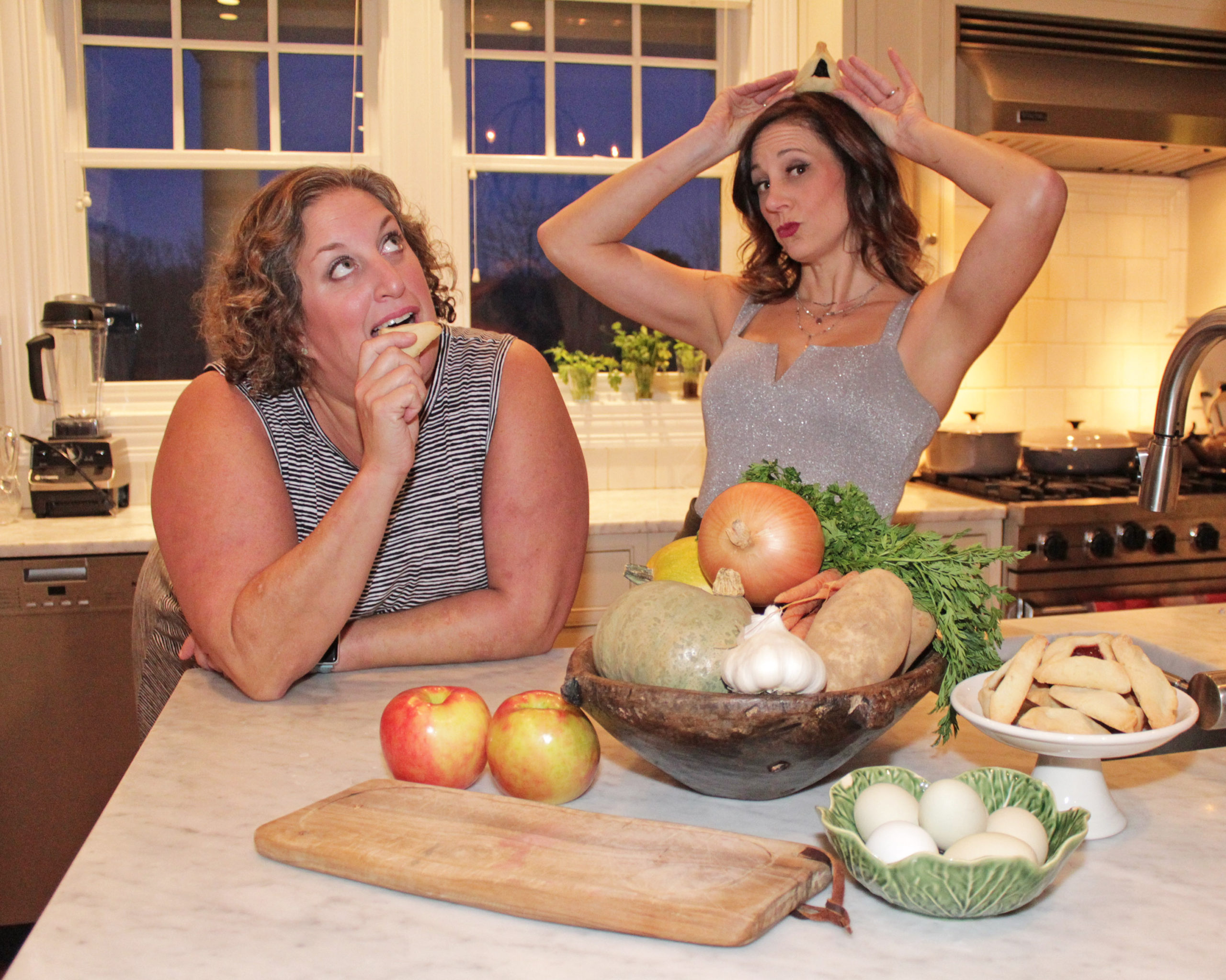 Amy Kirwin, left, and Rebecca Edana, the creators of Two Jews Making Food.