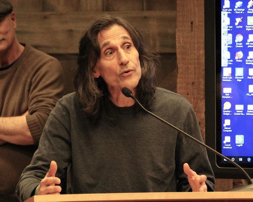Musicians and their supporters packed into East Hampton Town Hall on Thursday and pleaded with the Town Board to hold off on changes to a music permit law that they feared would force some restaurants and bars to stop hiring m