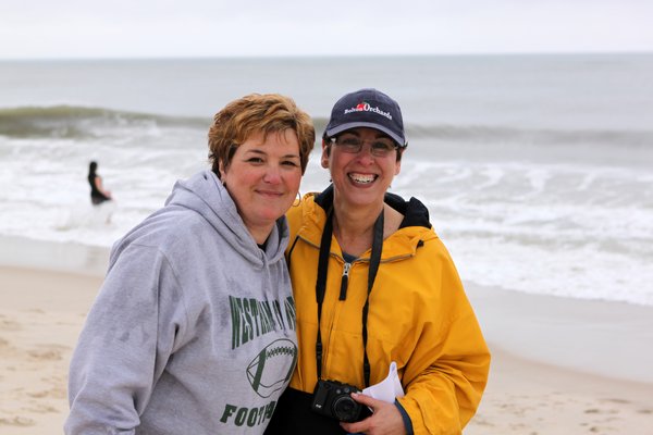 Backpacks For Fellow Students held its 2nd annual Spring Splash (and Kanjam tournament) at Rogers Beach on Saturday