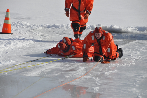  Westhampton Beach War Memorial Ambulance and East Moriches Community Ambulance held an ice rescue drill on the West Pond.