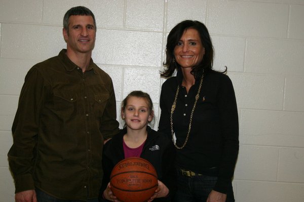  Alexis Fotopoulos won the state title in the Elks Lodge free throw shooting contest. DREW BUDD