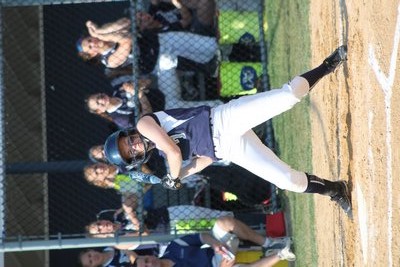 ESM's Marissa Rizzi unsuccessfully tries to get around the tag at home. KERRY MONACO