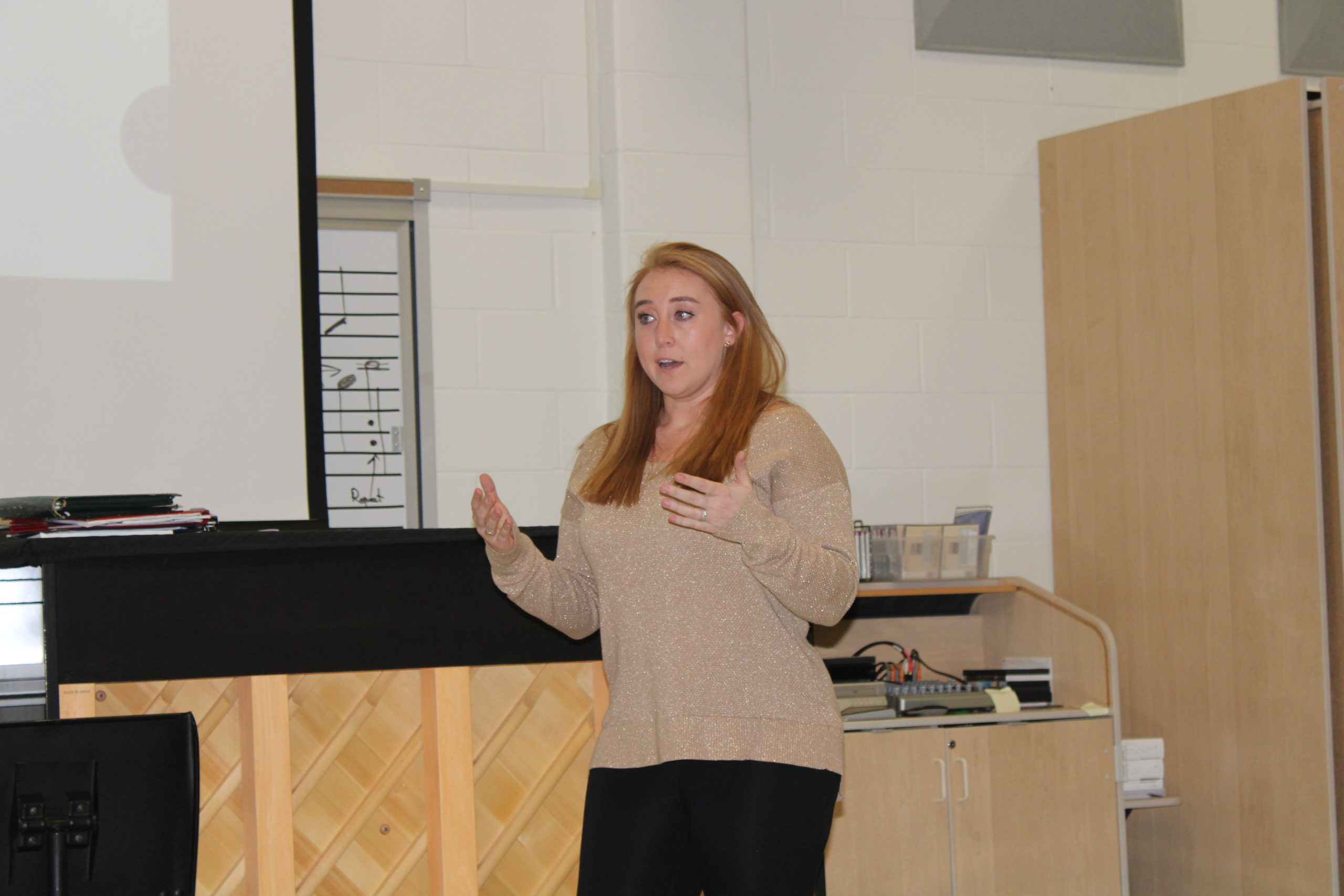 Jackie Aldrich, Senior Prevention Educator at HUGS, Inc. dicussing vape use at the D.U.N.E. meeting Tuesday night at Westhampton Beach Middle School.