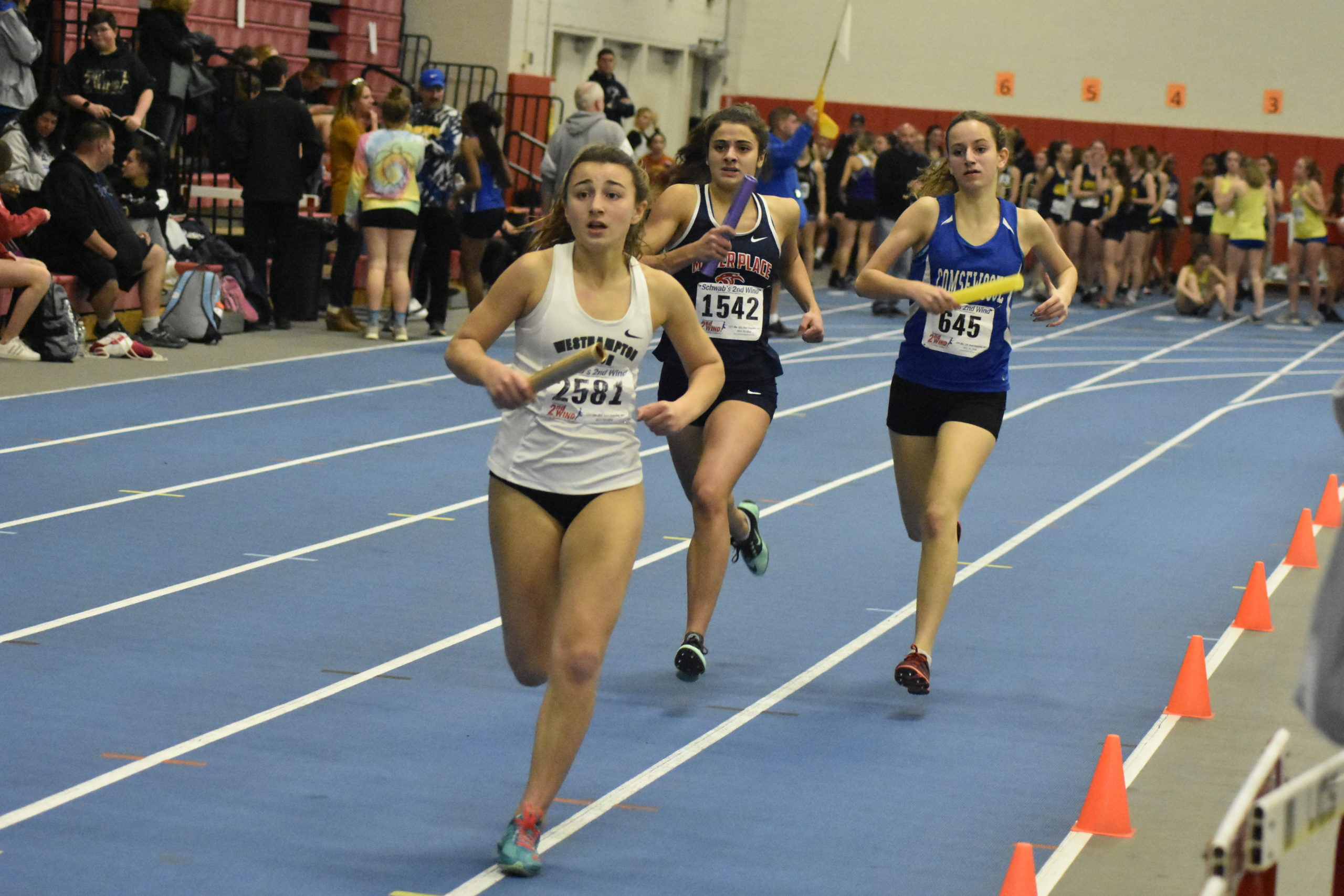Jessica Dunn in the 4x400-meter relay.