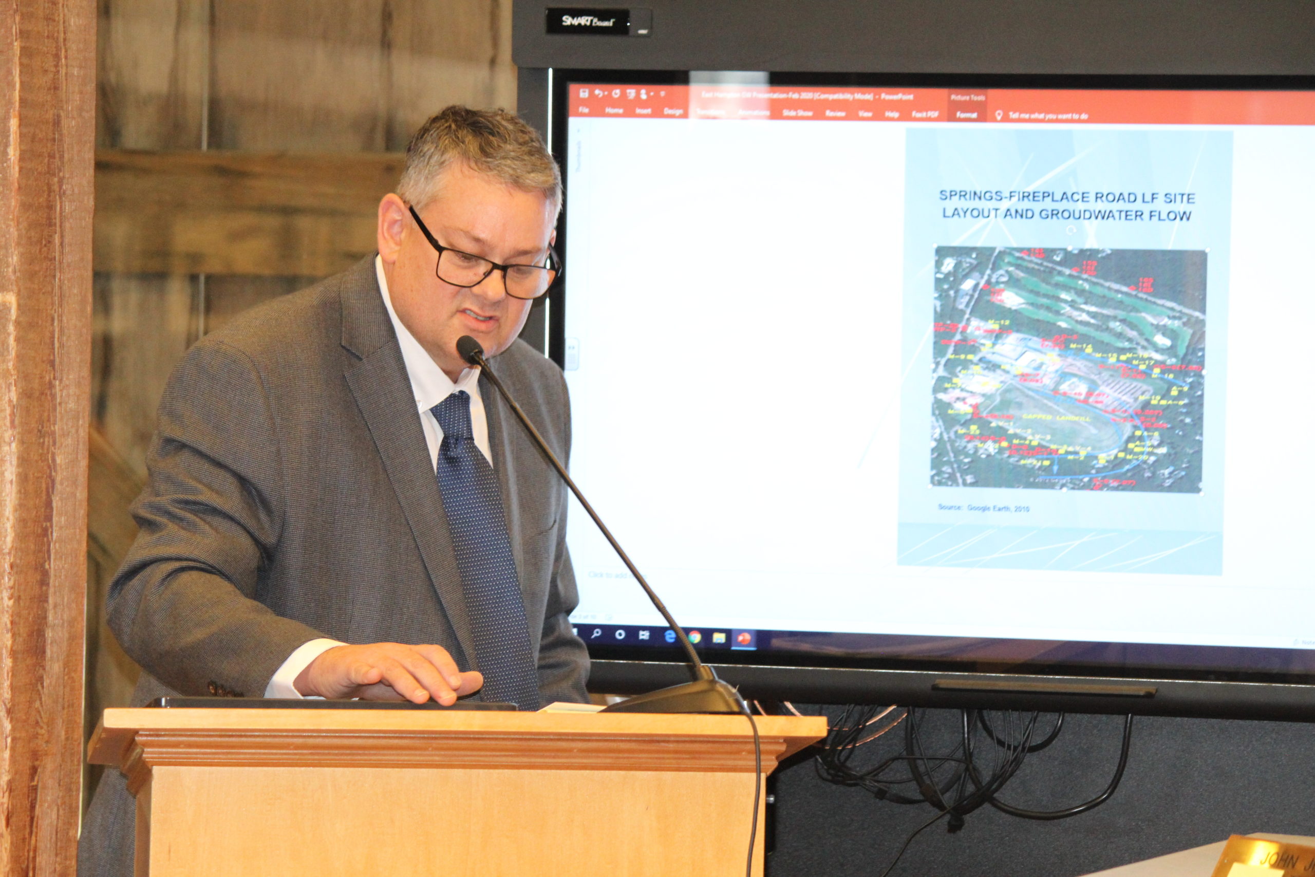 Engineer Benjamin Cancemi told the East Hampton Town Board this week that groundwater contamination below the former landfill is diminishing. 
