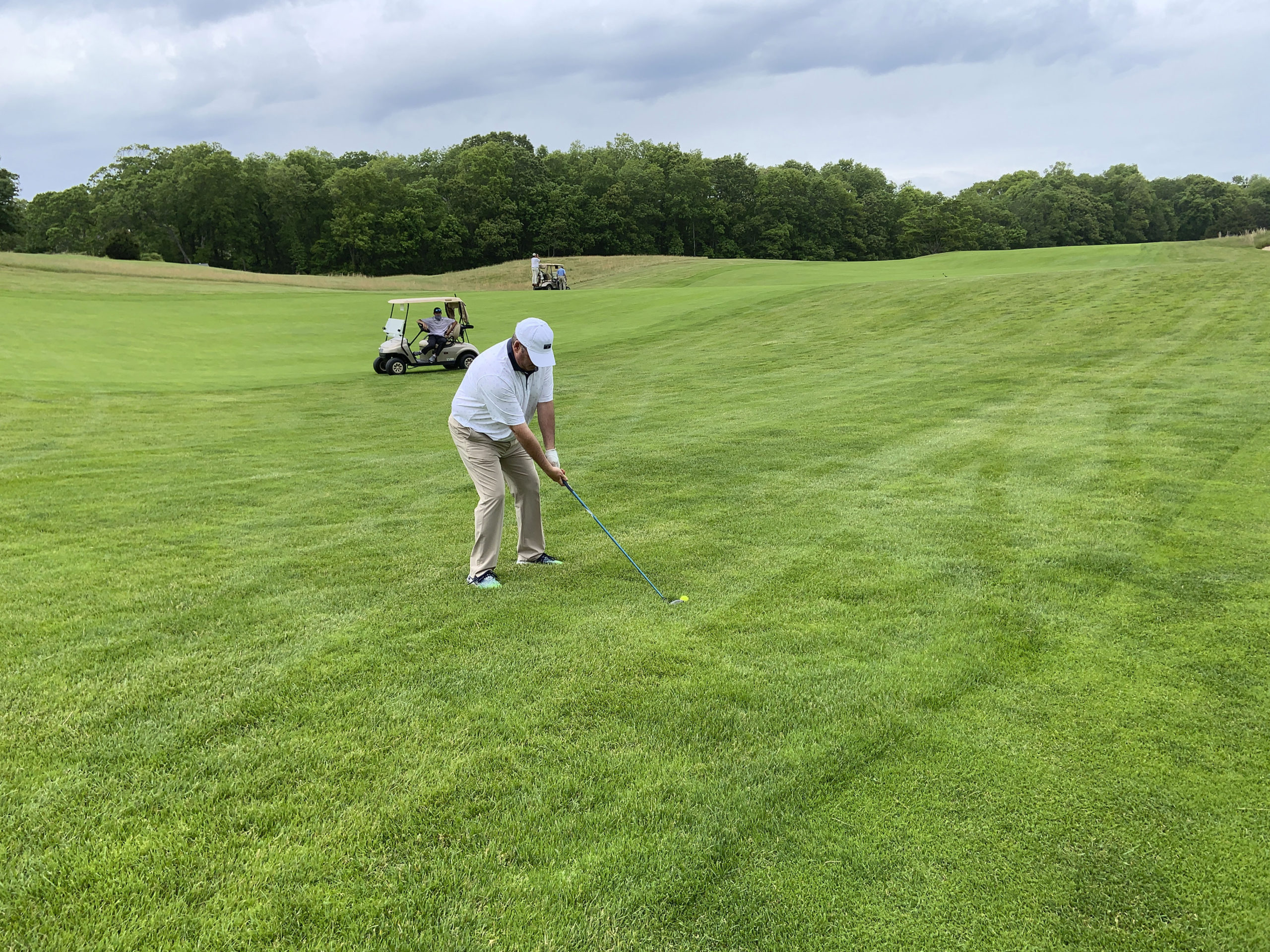 The South Fork Country Club in Amagansett raised over $115,000 for the East Hampton/Amagansett and Springs food pantries in a charity golf match on Friday. GABRIELA CARROLL