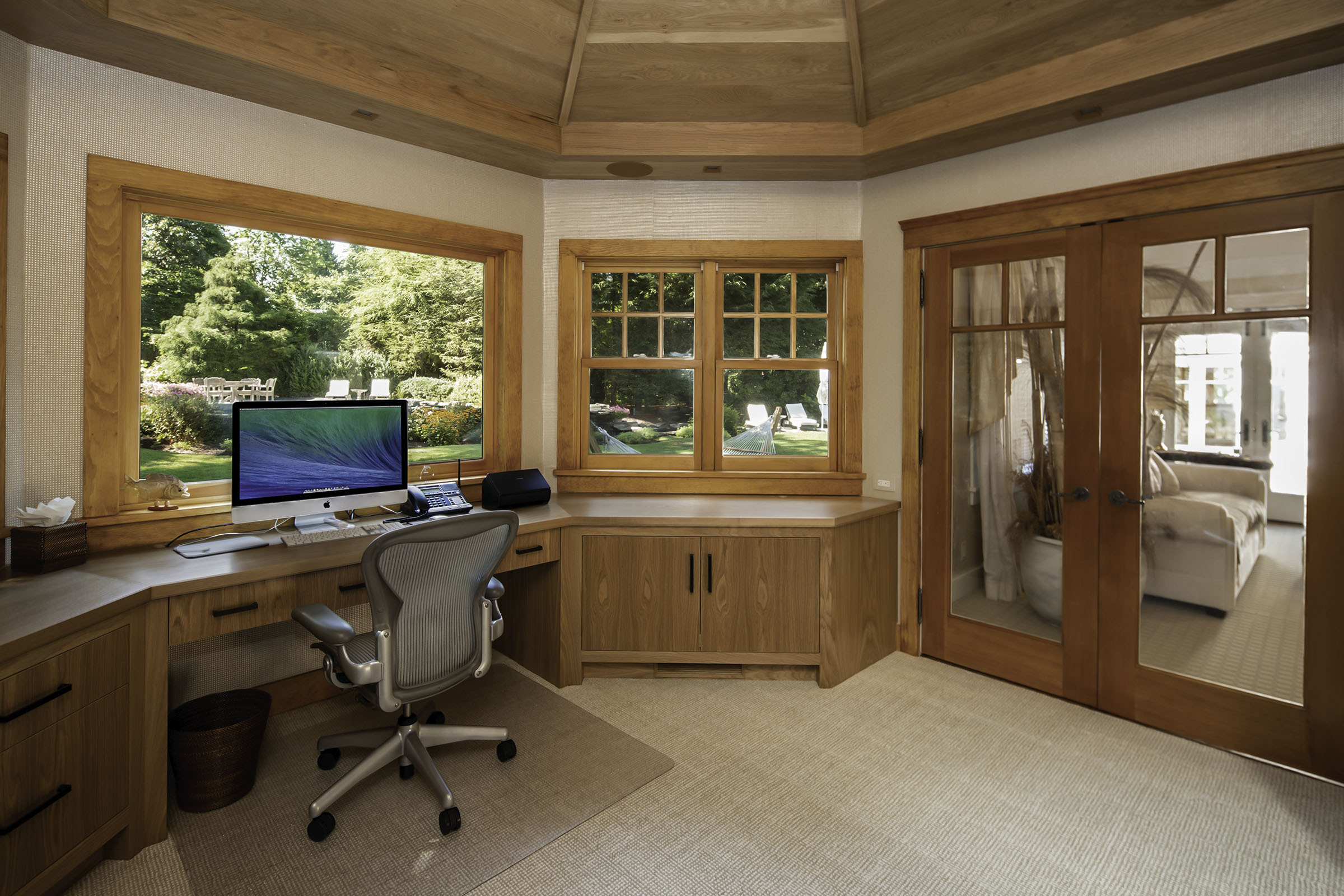 A home office in East Hampton by DiSunno Architecture.