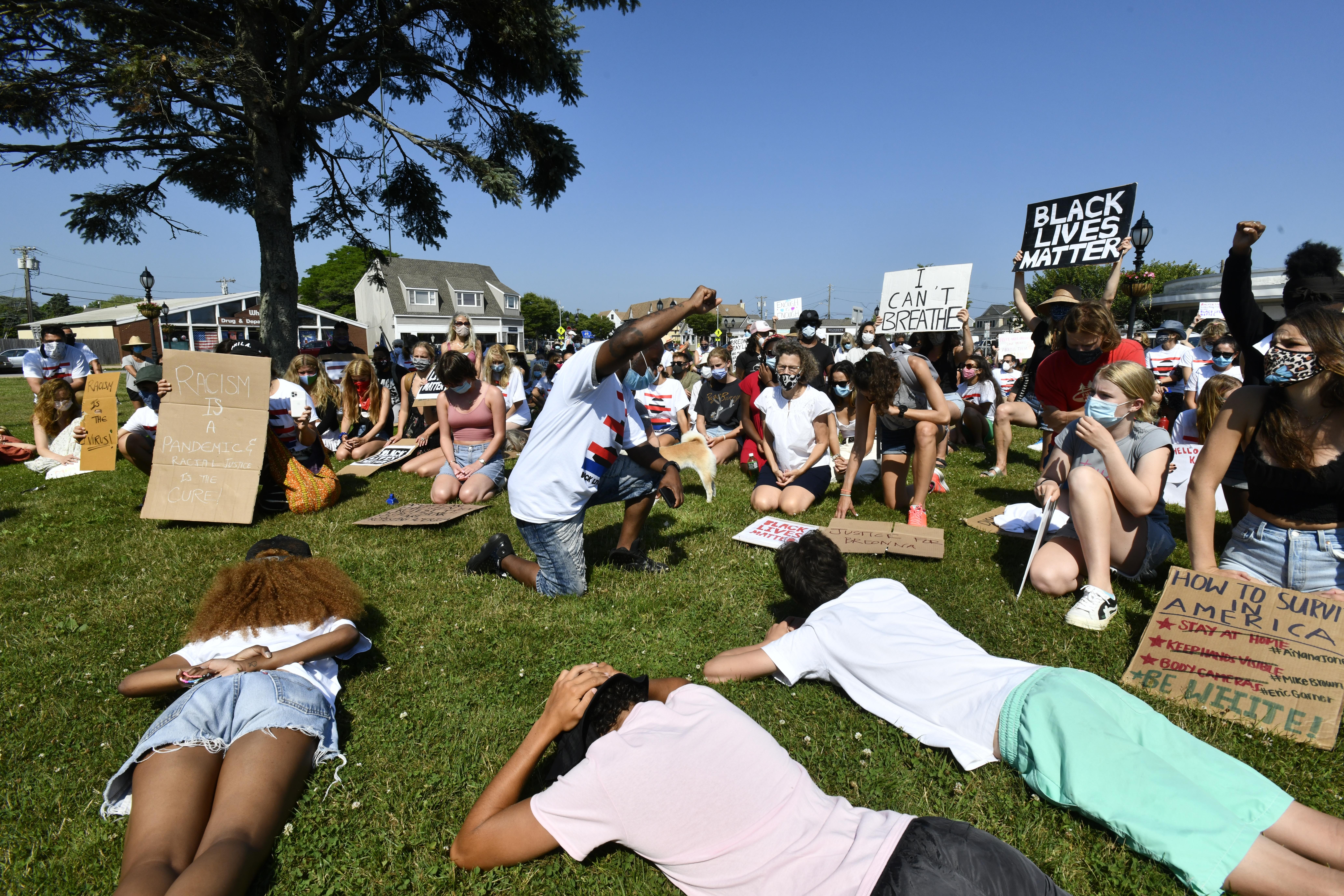Protesters in Montauk on Monday.
