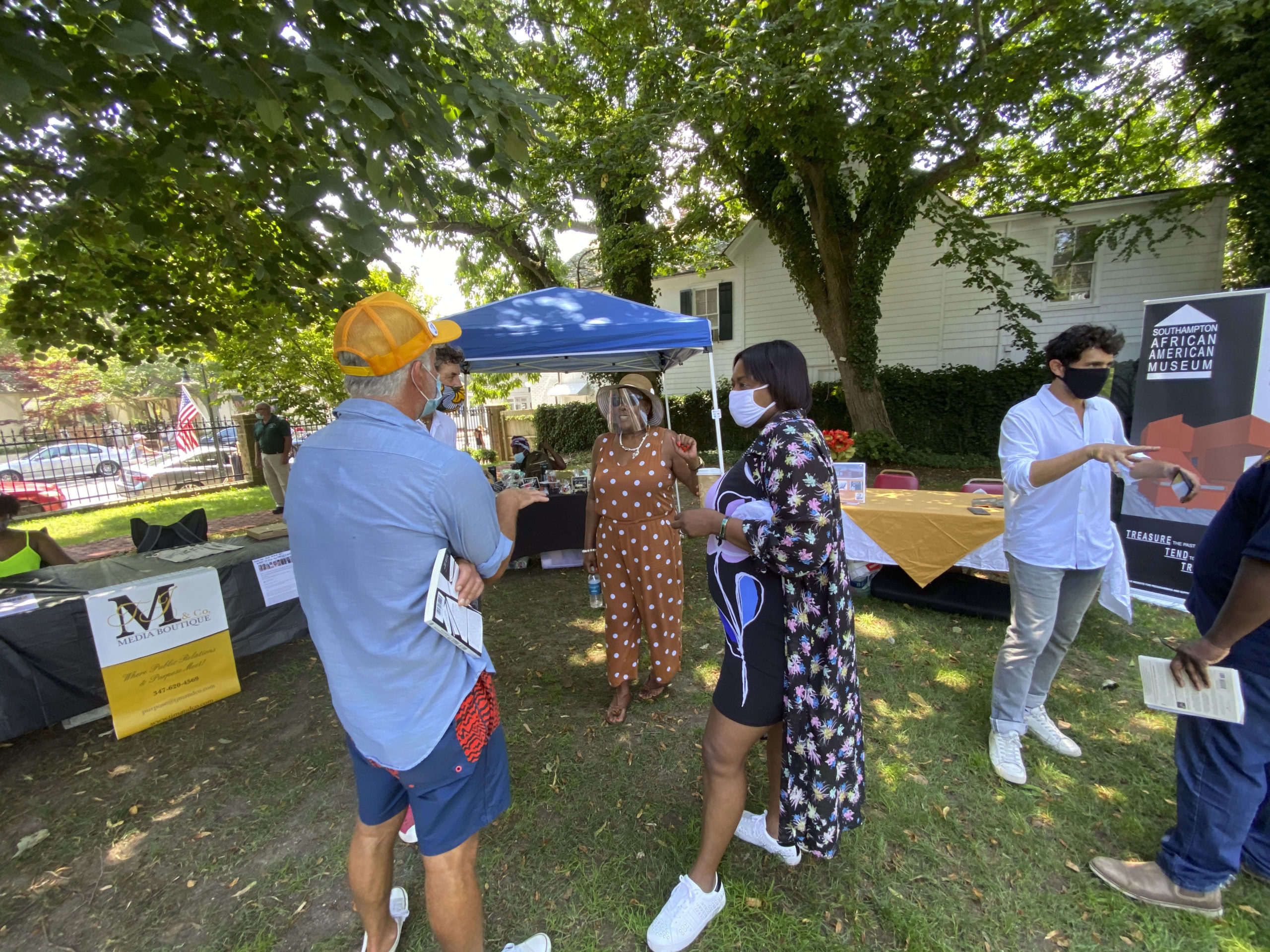 Brenda Simmons, center, at the Southampton Arts Center Unity Fest on Sunday afternoon.  DANA SHAW 