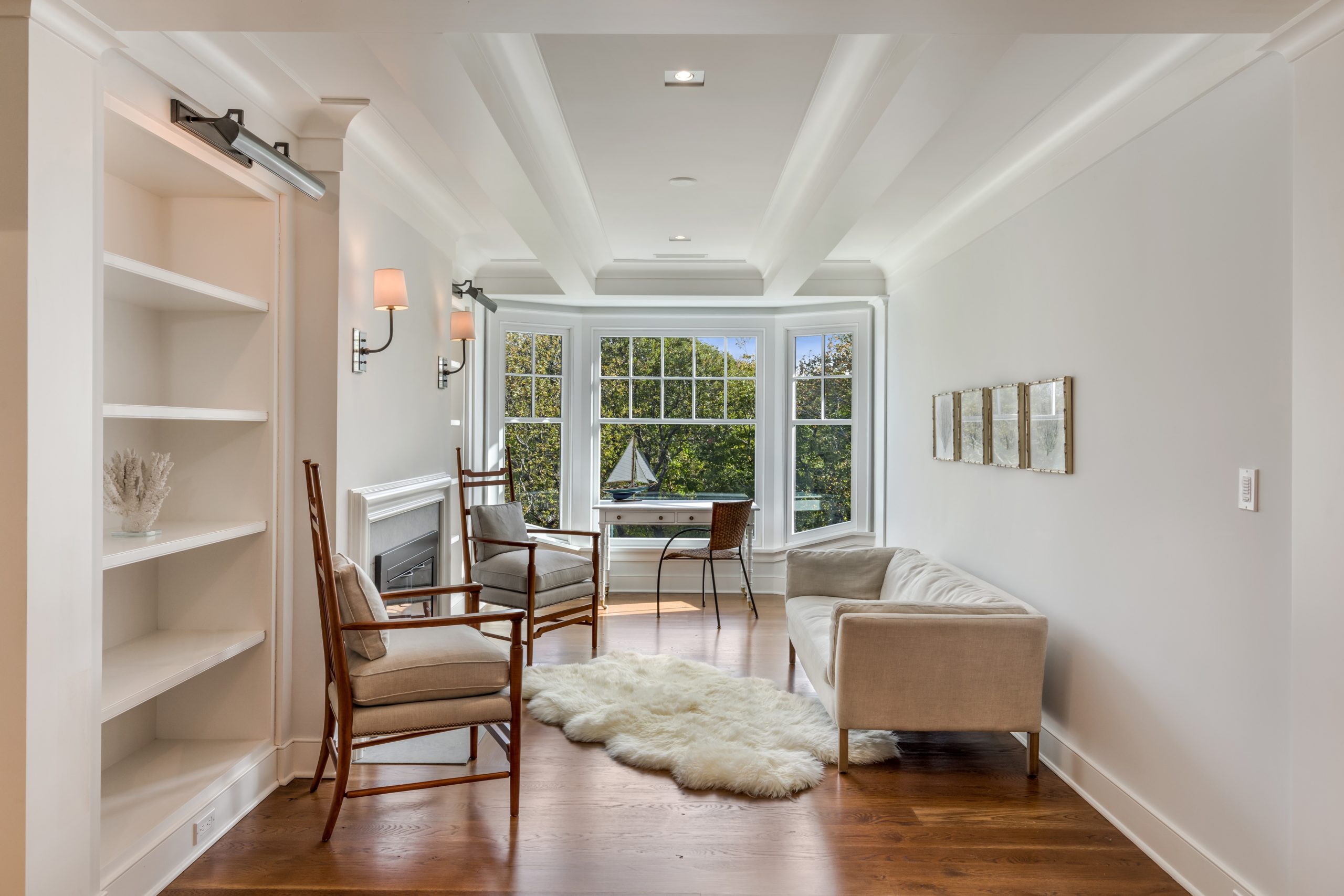 38 Two Mile Hollow Road, East Hampton