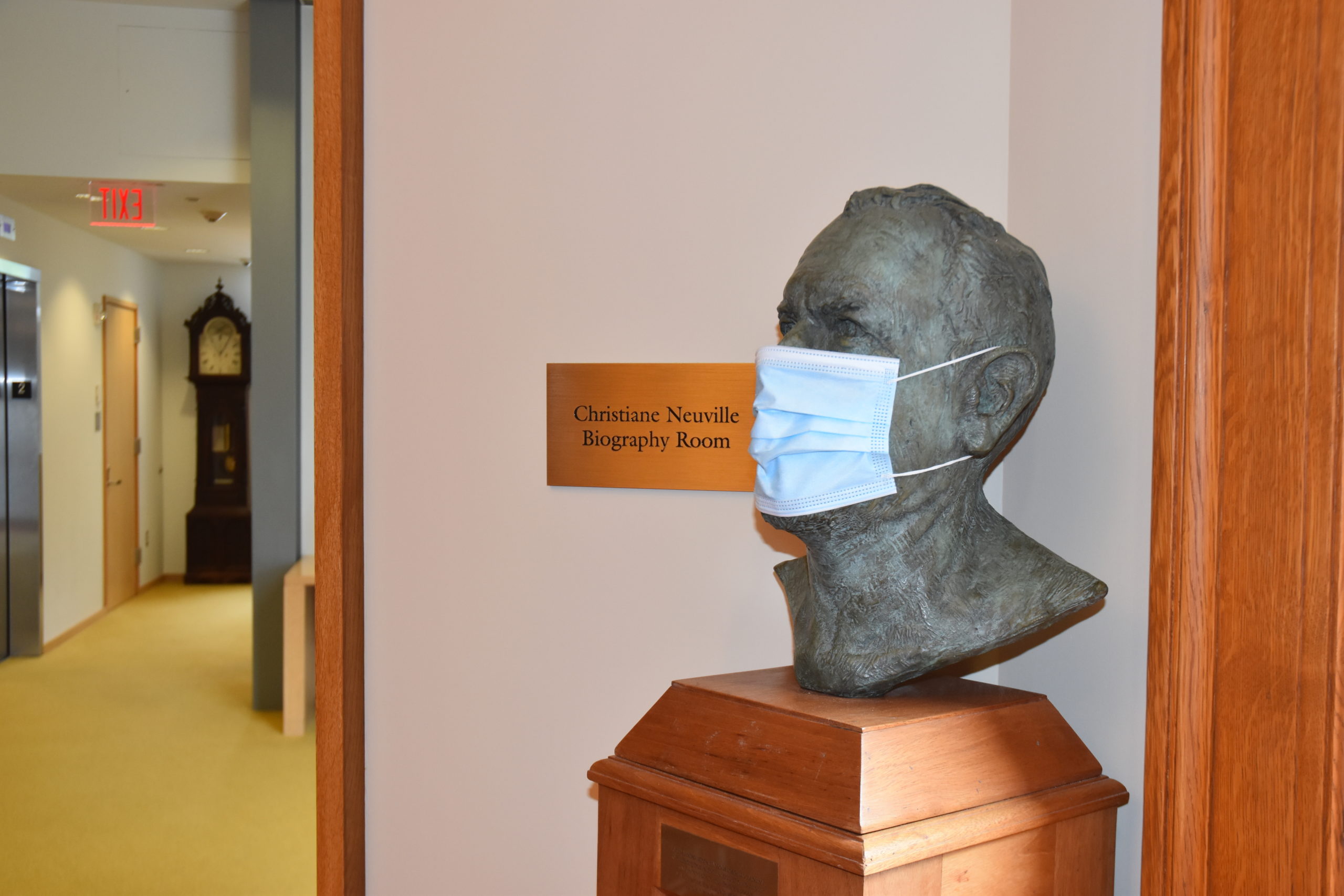 The John Jermain Memorial Library in Sag Harbor is playing it safe during the pandemic. Even the bust of author John Steinbeck has been ordered to wear a mask. STEPHEN J. KOTZ