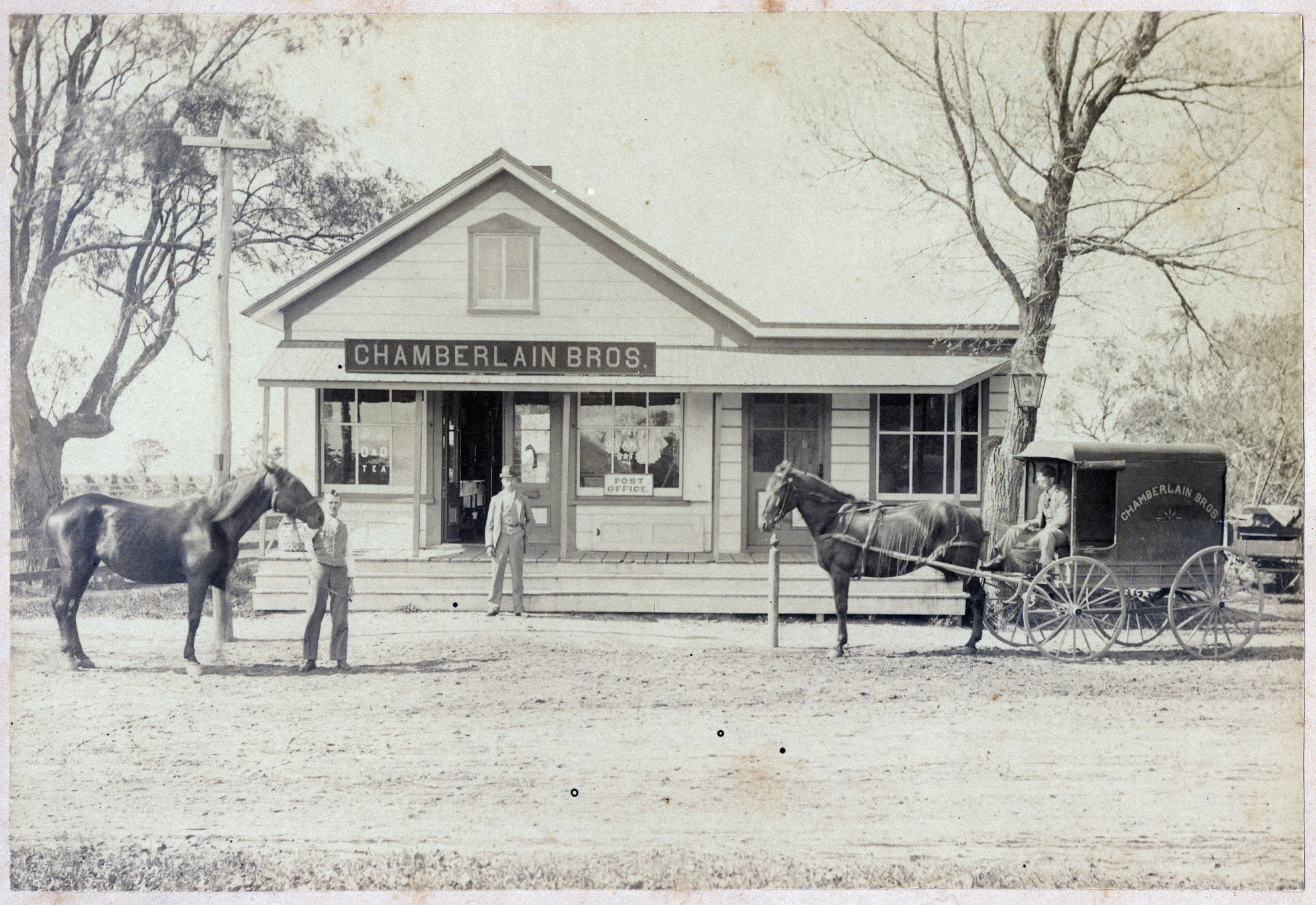 Sagaponack’s general store was known as Chamberlain Brothers at the turn of the 20th century. The front of the building,as seen above,was later lifted and moved to the rear.                          COURTESY OF MERRALL HILDRETH