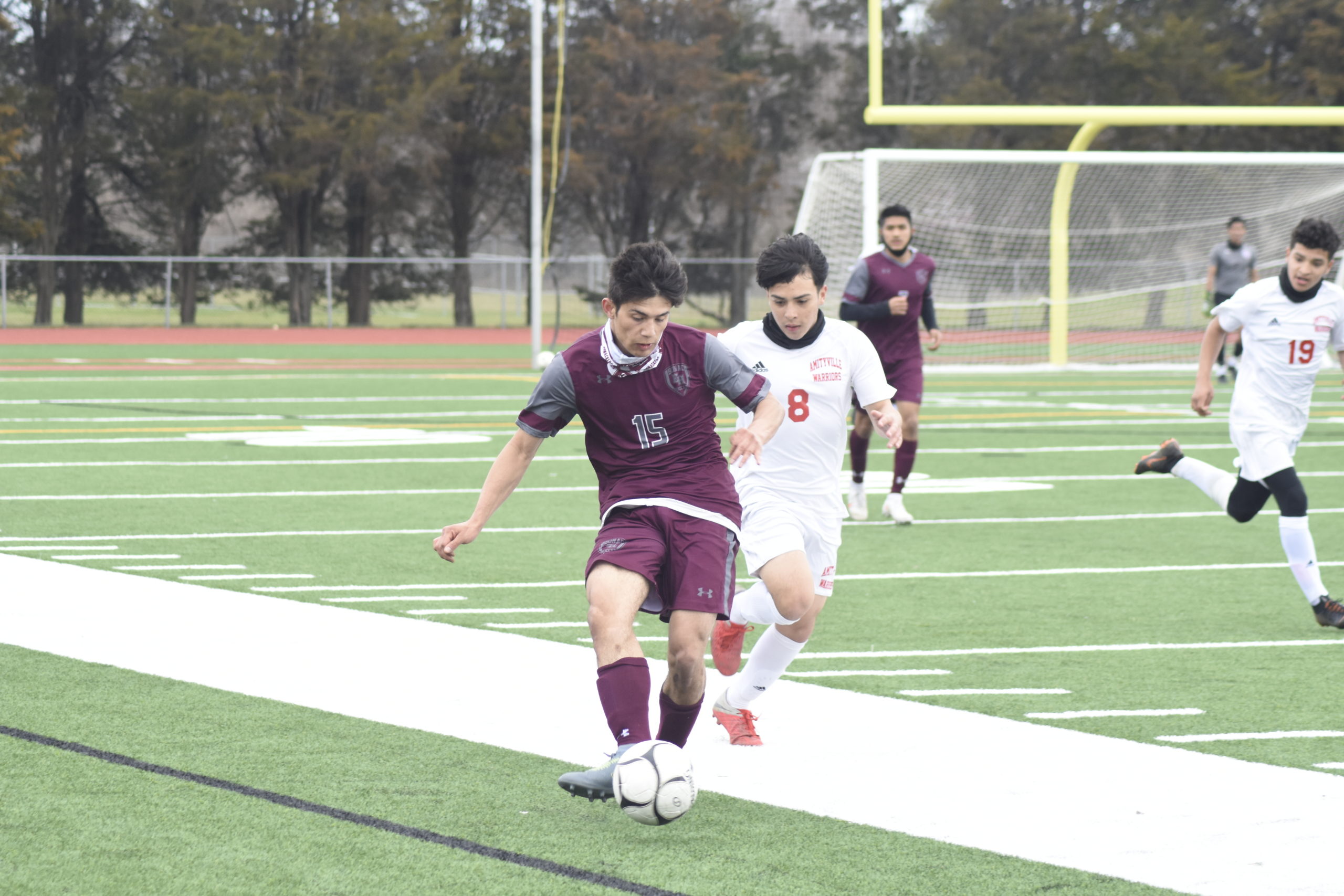 Bonac senior forward Alex Vanegas passes the ball.