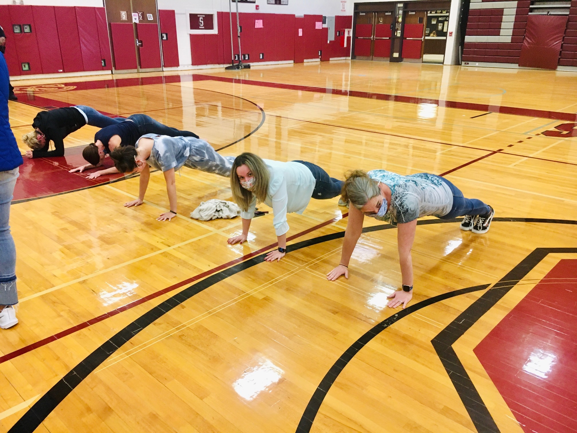 Southampton High School students compete in the Plank for Positivity Challenge.