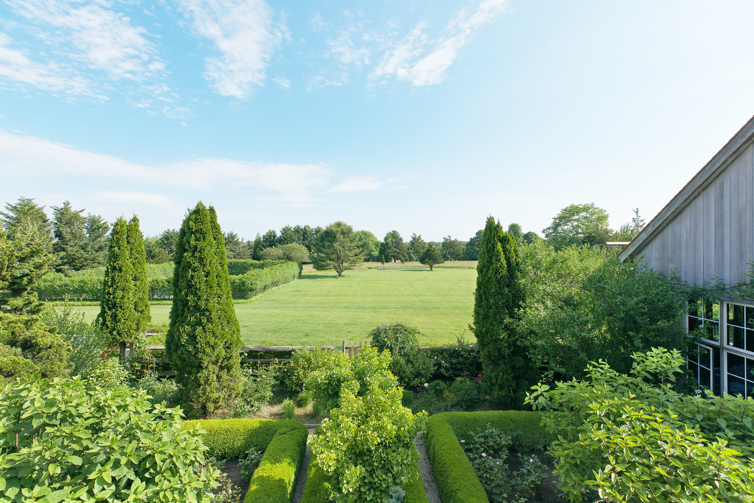 81 Day Lily Lane, Bridgehampton.  JAKE RAJ AND JAIME LOPEZ/COURTESY SOTHEBY'S INTERNATIONAL REALTY