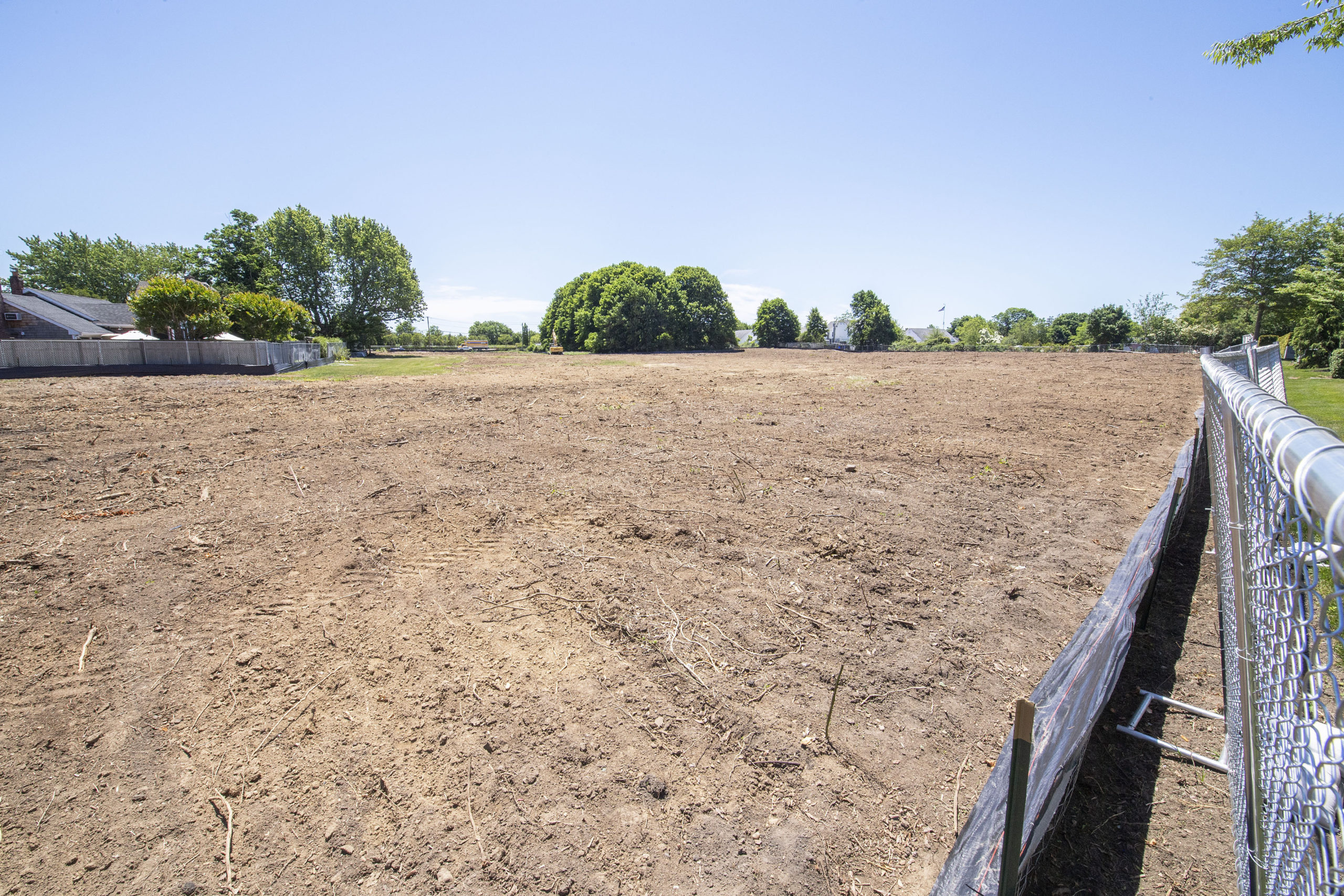 The owner of this Water Mill acreage has been trying to develop it since the 1980s.