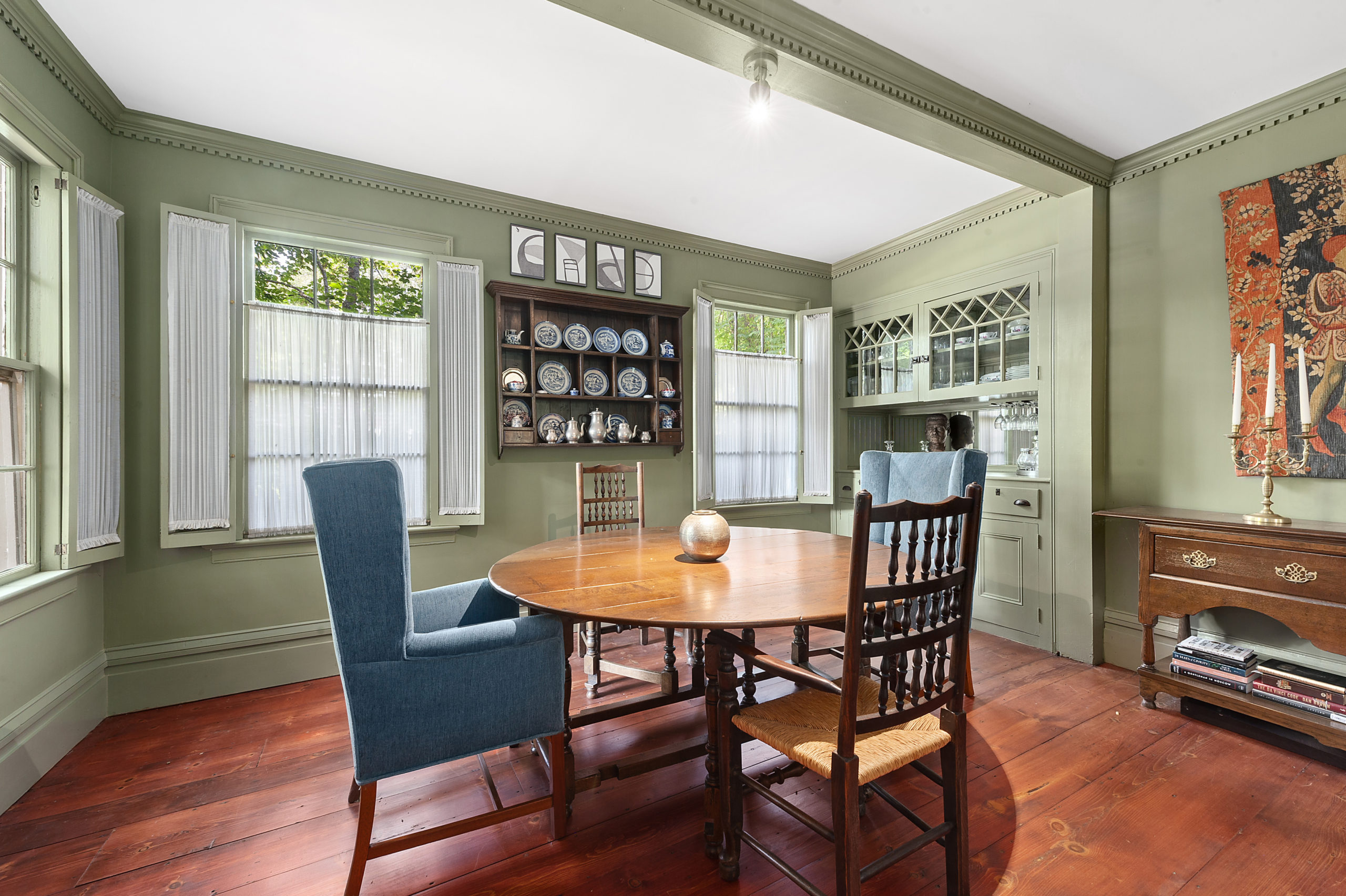207 Madison Street, Sag Harbor Village. RISE MEDIA/COURTESY SOTHEBY'S INTERNATIONAL REALTY