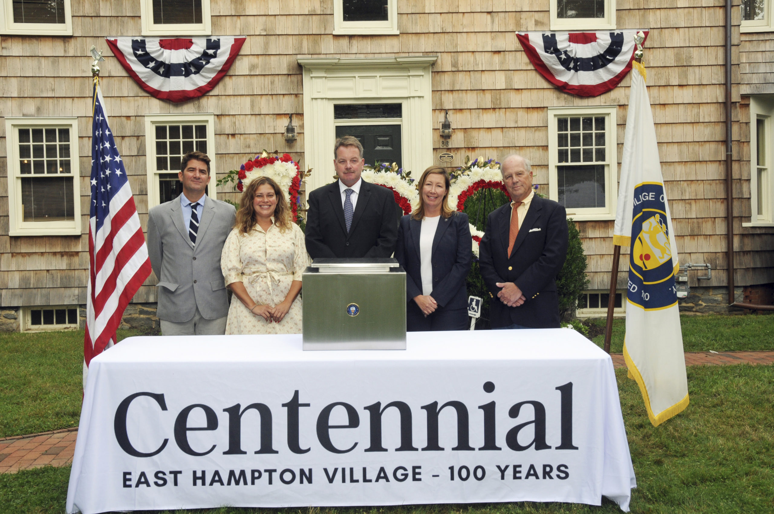 Chris Minardi, Sandra Melendez,Mayor Jerry Larsen, Rosemary Brown and Arthur 