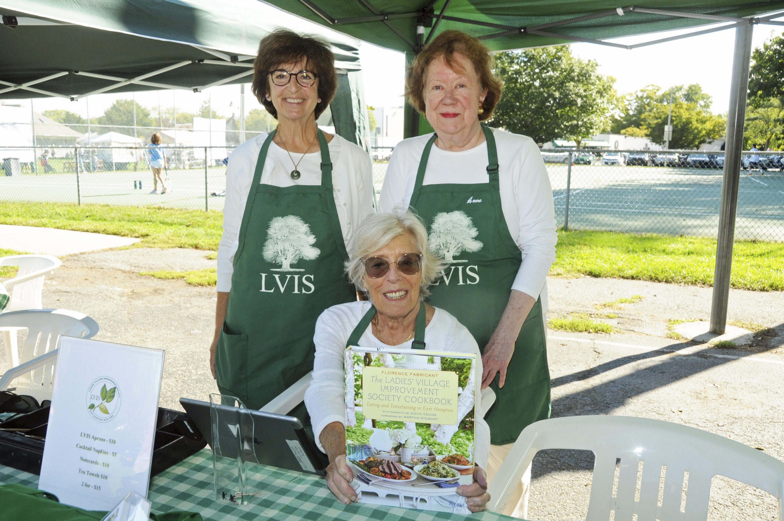 Marcy Waterman, Anne P. Thomas and Barbara Lambert at the fair on Saturday.