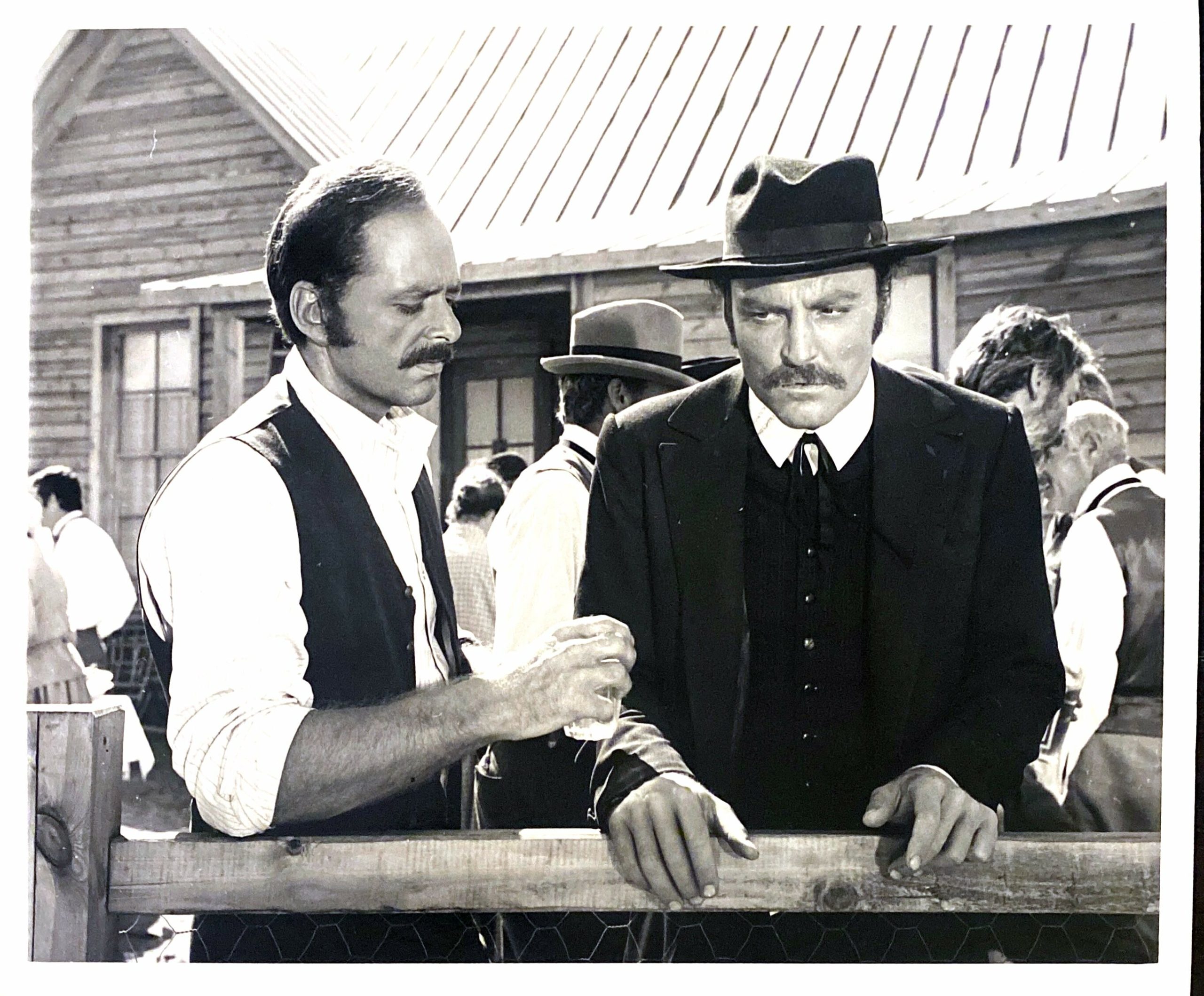 Harris Yulin as Wyatt Earp and Stacy Keach as Doc Holliday in the 1971 film 