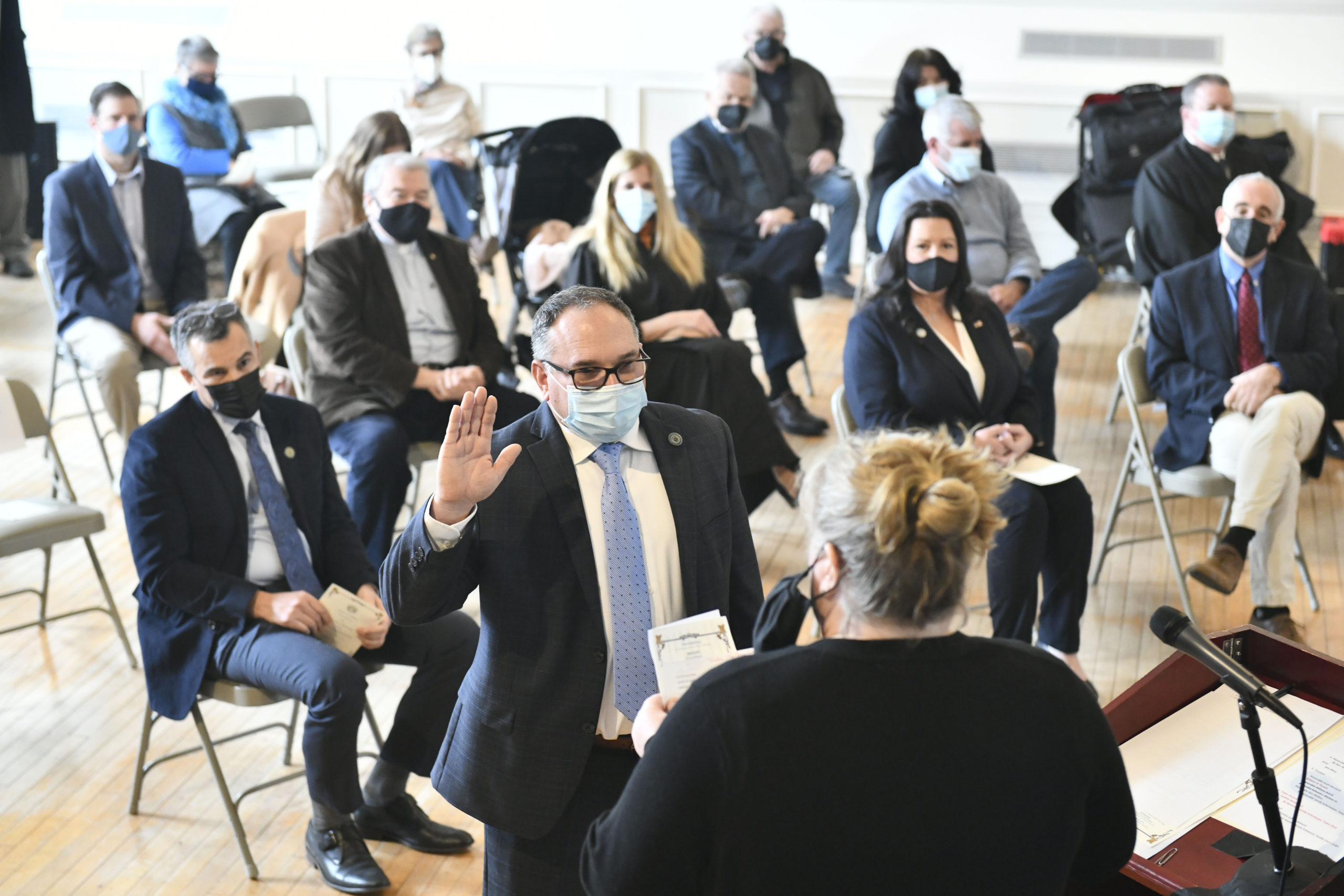 Southampton Town Trustee Scott Horowitz is sworn in.