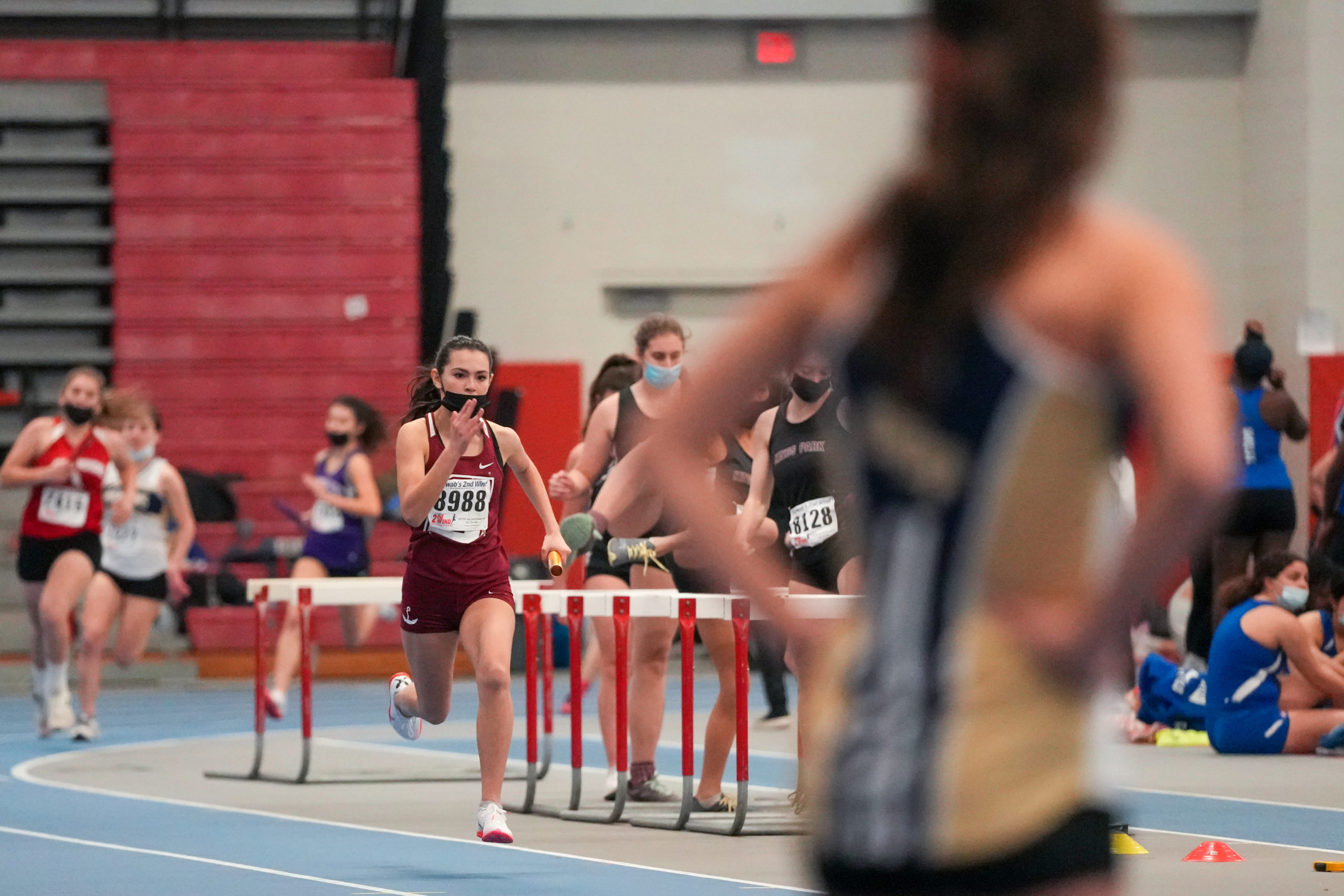 Mariner Sofia Oliveri in the 4x200-meter relay.